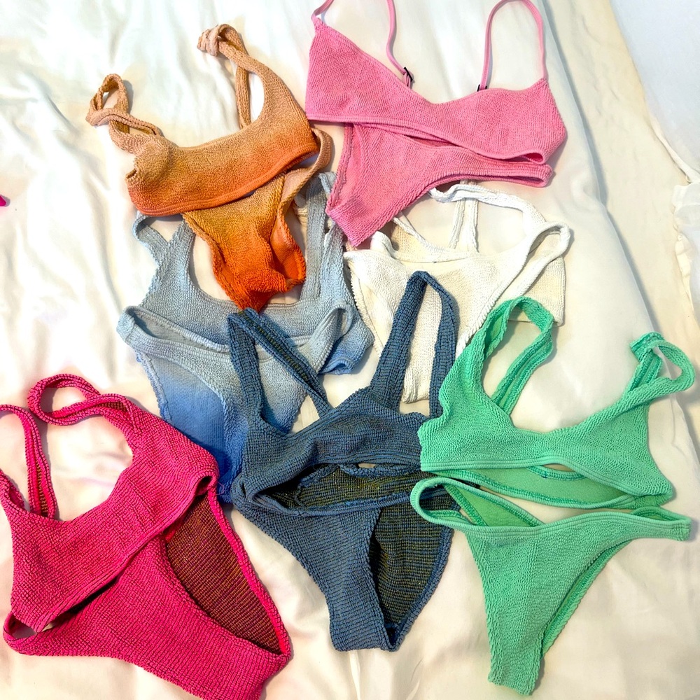 Bundle of Bond-Eye Swimwear. Unsized (a size range from XS to L)